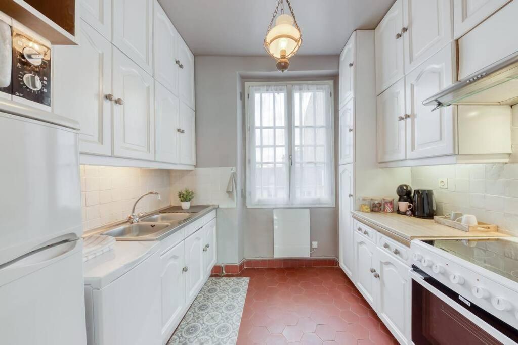 Le Lumineux 50 M² Gare/Chateau/Wifi/Netflix Versailles Exterior photo